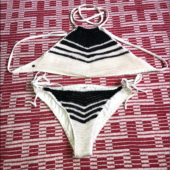 Billabong Other - Billabong Crochet Bikini